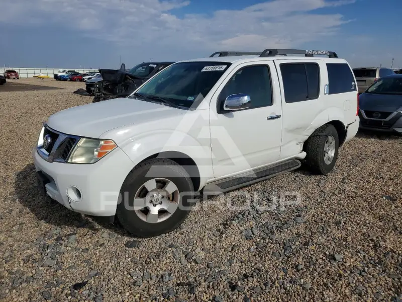 2010 Nissan PATHFINDER photo
