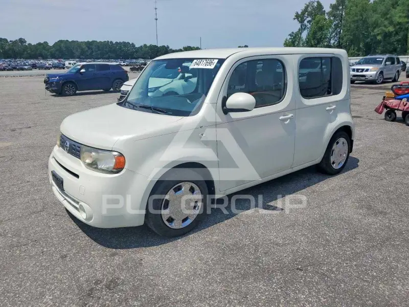 2010 Nissan Cube photo