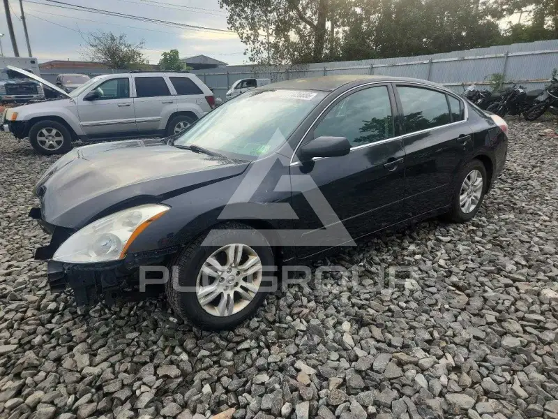 2010 Nissan ALTIMA фото