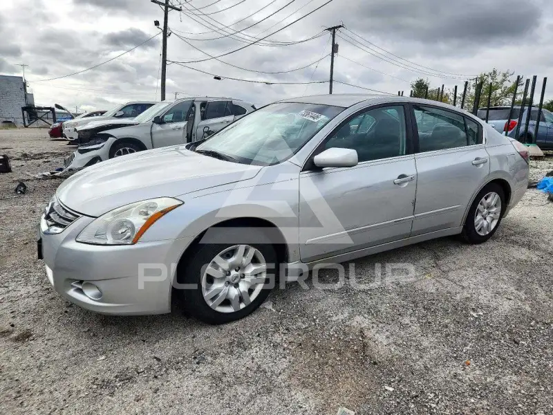 2010 Nissan ALTIMA фото