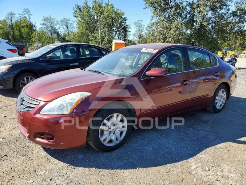 2010 Nissan ALTIMA фото