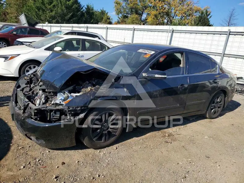 2010 Nissan ALTIMA photo