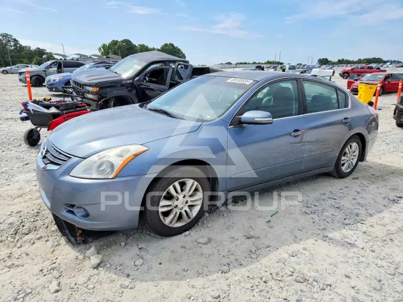 2010 Nissan ALTIMA фото