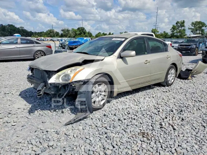 2010 Nissan ALTIMA фото