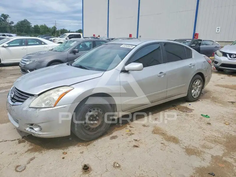 2010 Nissan ALTIMA photo