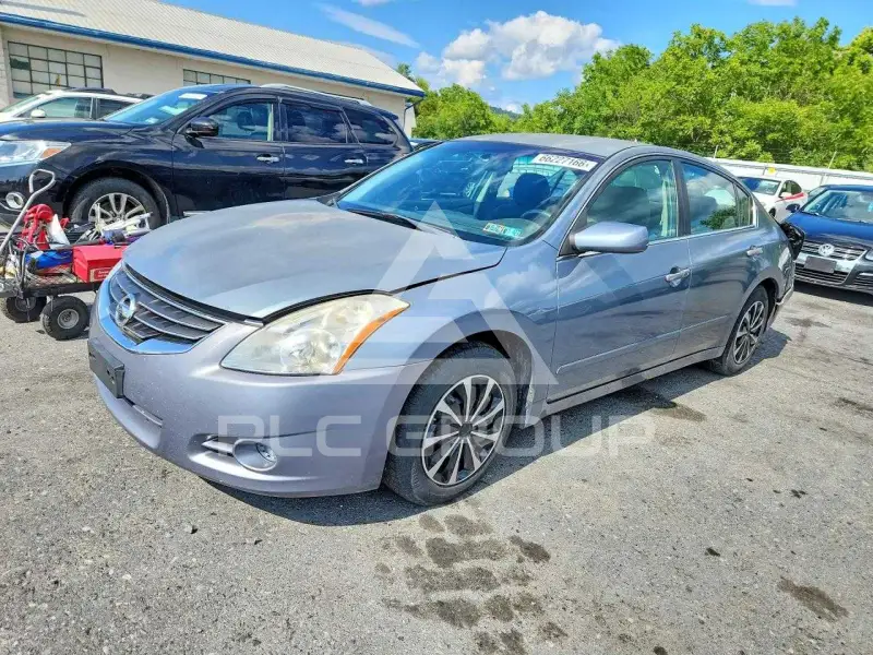 2010 Nissan ALTIMA photo