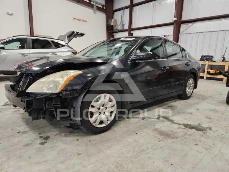 2010 Nissan ALTIMA фото