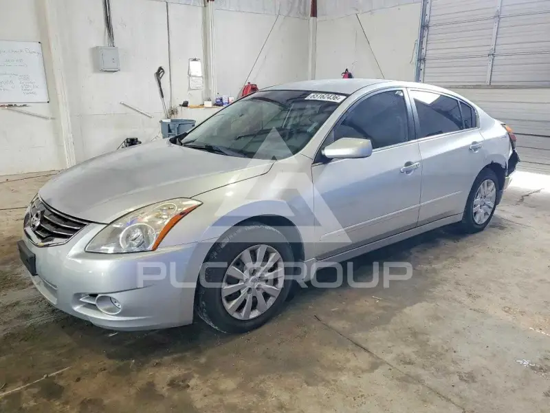 2010 Nissan ALTIMA фото