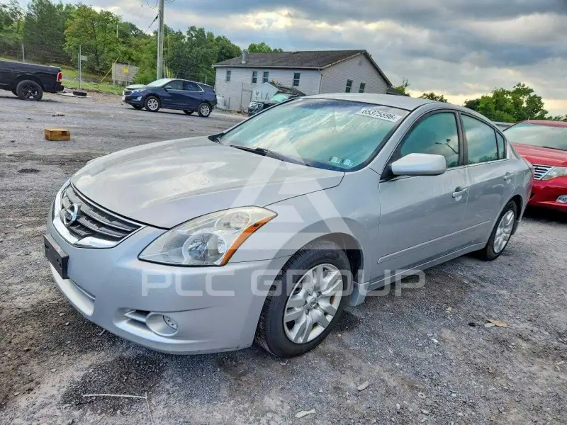 2010 Nissan ALTIMA photo