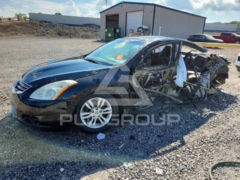 2010 Nissan ALTIMA photo