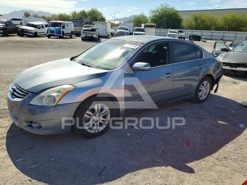 2010 Nissan ALTIMA фото