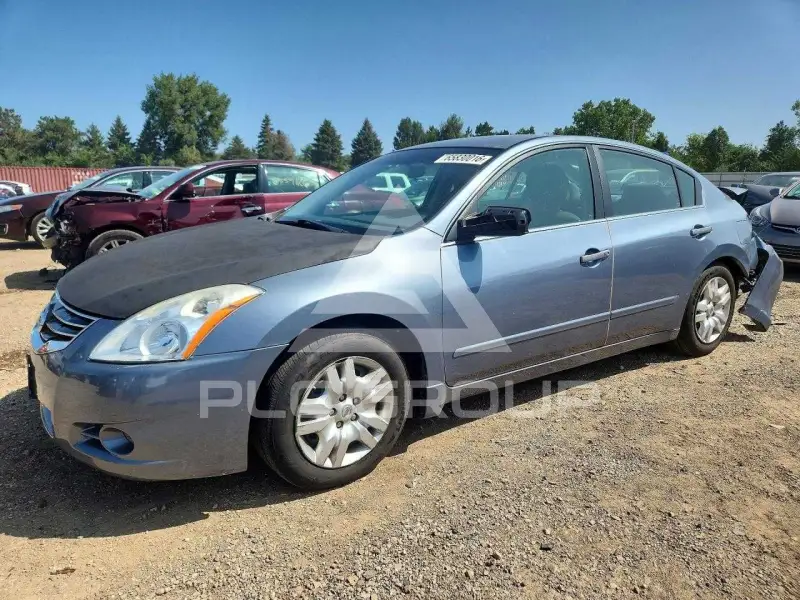 2010 Nissan ALTIMA фото