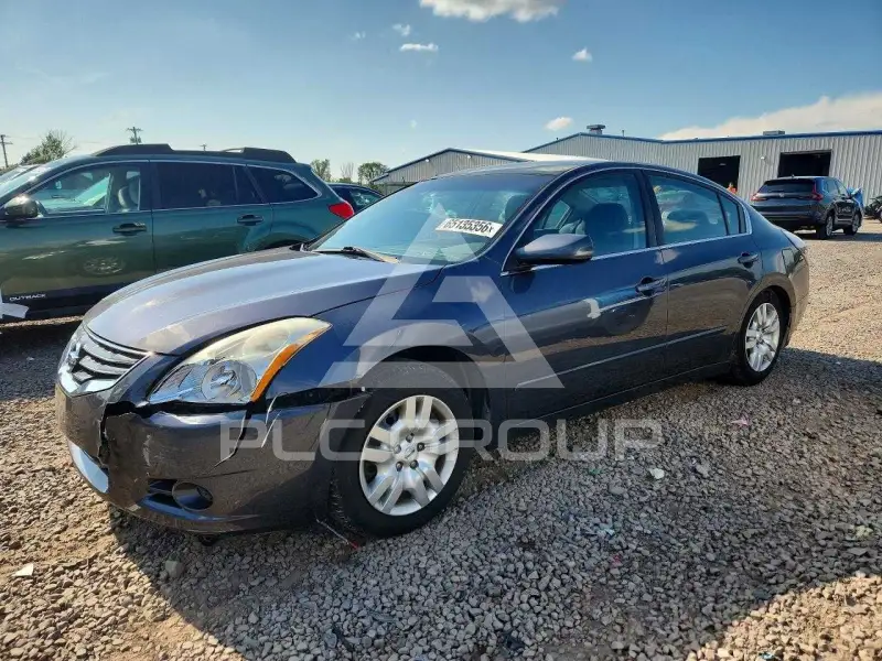 2010 Nissan ALTIMA фото