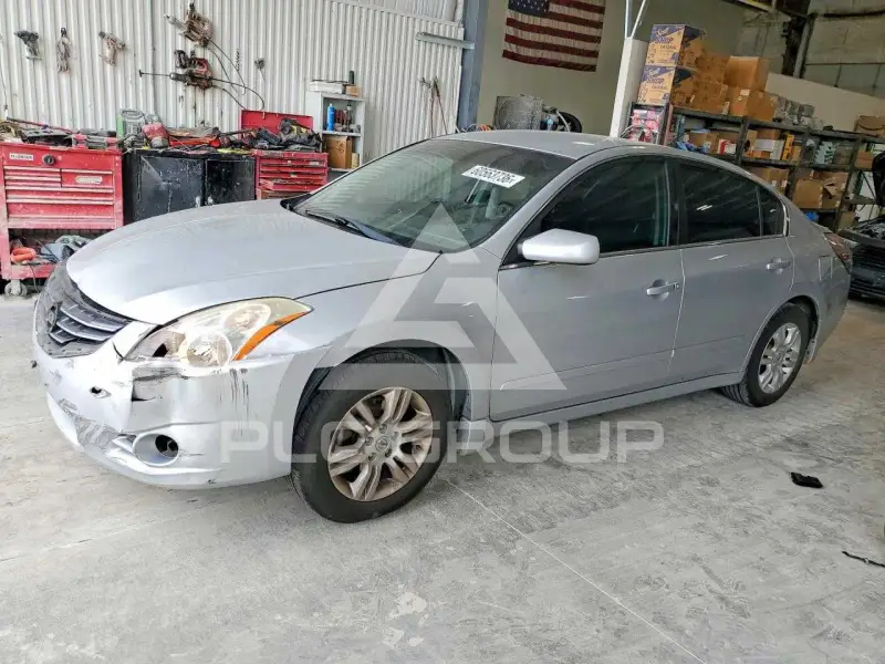 2010 Nissan ALTIMA фото