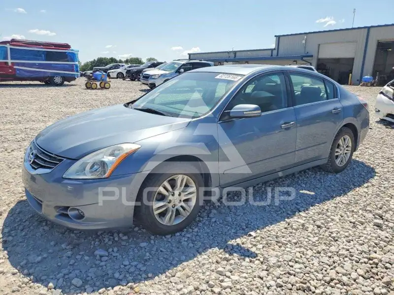 2010 Nissan ALTIMA фото