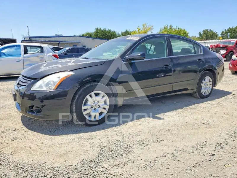 2010 Nissan ALTIMA фото