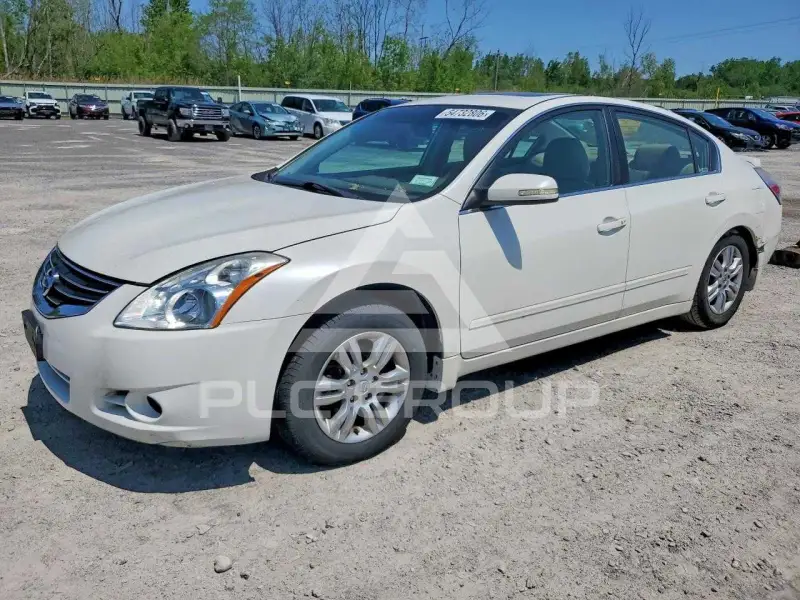 2010 Nissan ALTIMA фото