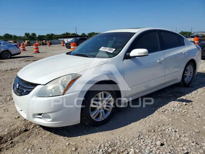 2010 Nissan ALTIMA фото