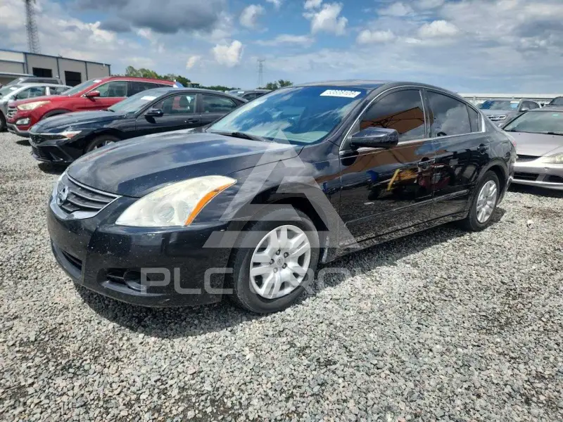 2010 Nissan ALTIMA фото