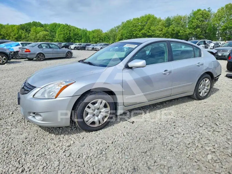 2010 Nissan ALTIMA фото