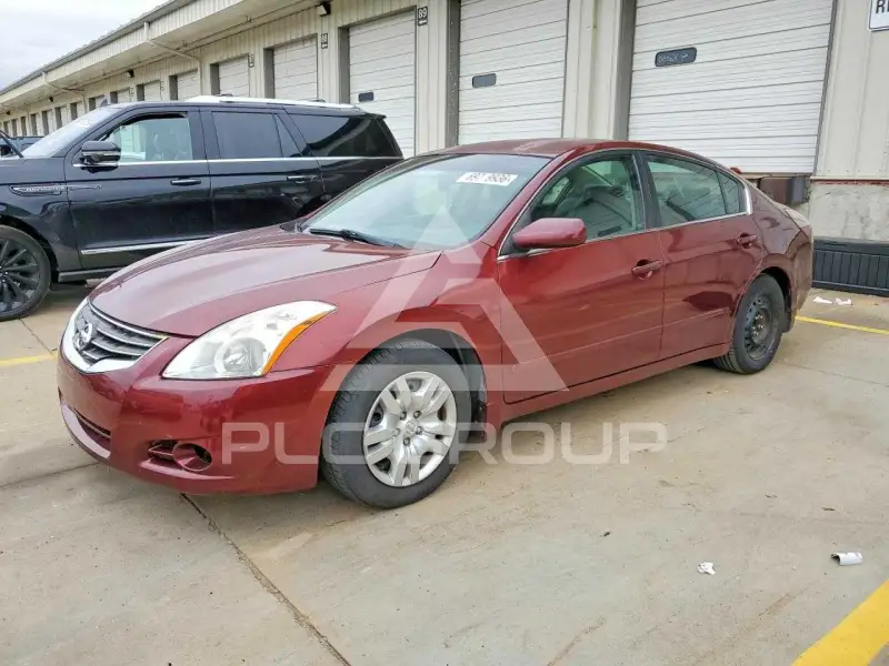 2010 Nissan ALTIMA фото