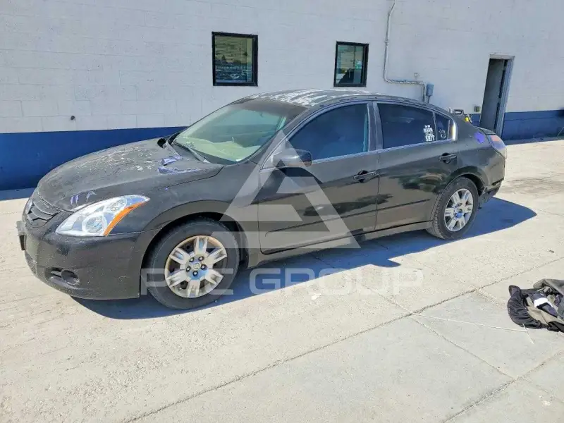 2010 Nissan ALTIMA photo