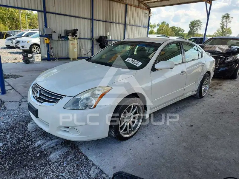 2010 Nissan ALTIMA photo