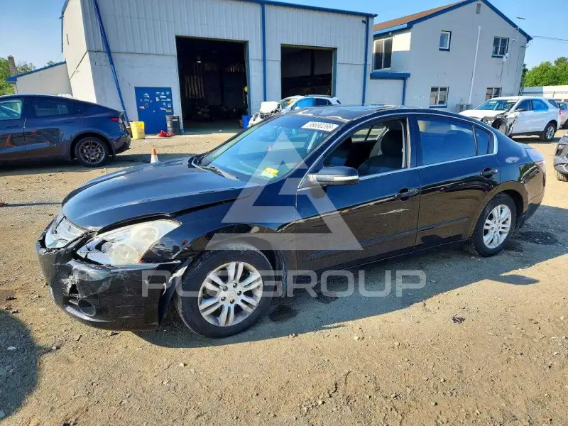 2010 Nissan ALTIMA фото