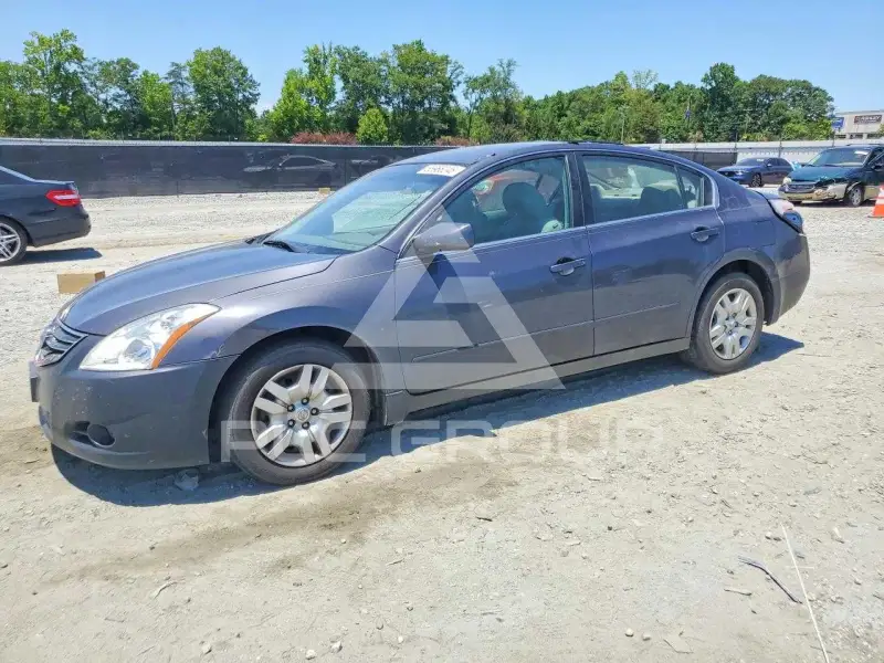2010 Nissan ALTIMA фото