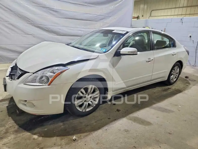 2010 Nissan ALTIMA photo