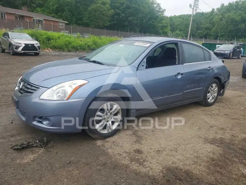 2010 Nissan ALTIMA фото