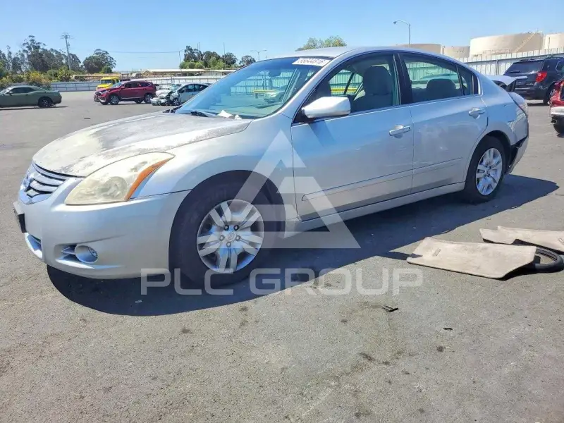 2010 Nissan ALTIMA photo