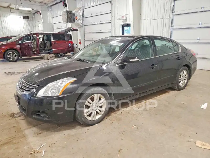 2010 Nissan ALTIMA фото