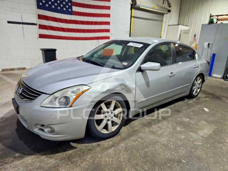 2010 Nissan ALTIMA photo