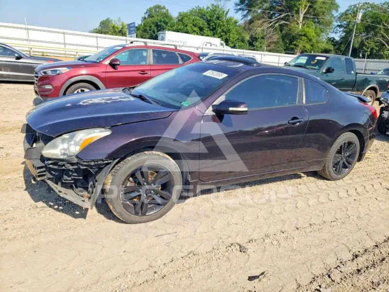 2010 Nissan ALTIMA photo