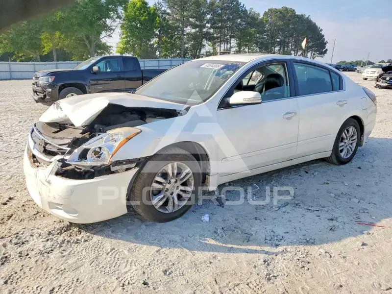 2010 Nissan ALTIMA photo