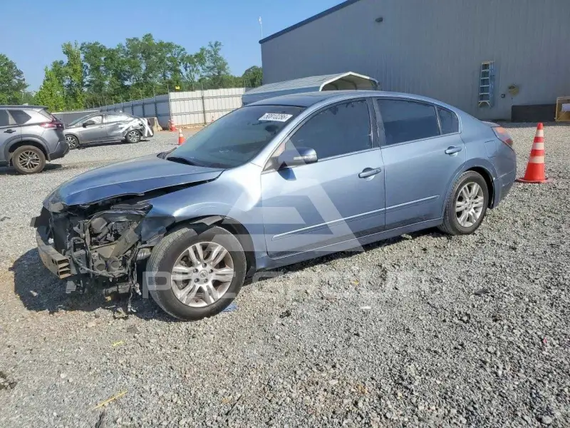 2010 Nissan ALTIMA photo