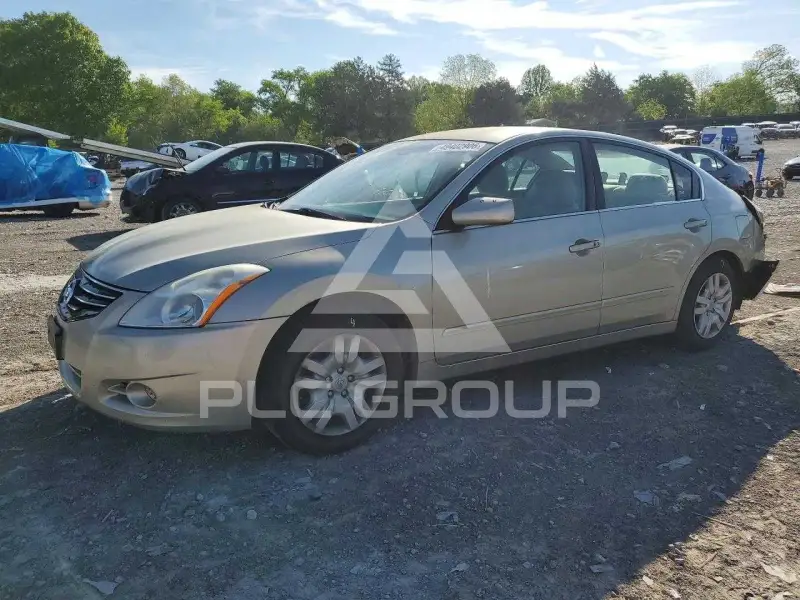 2010 Nissan ALTIMA фото