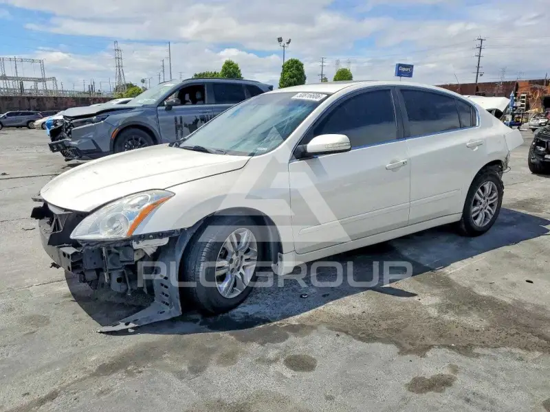 2010 Nissan ALTIMA фото