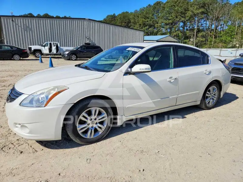 2010 Nissan ALTIMA фото