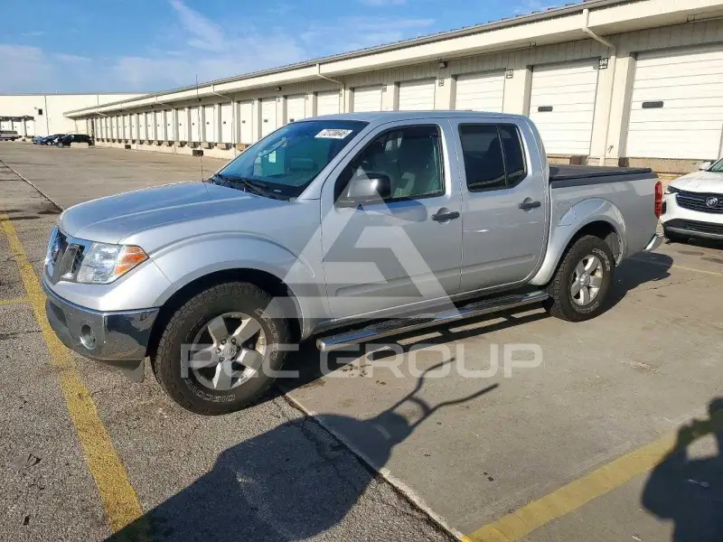 2010 Nissan FRONTIER photo