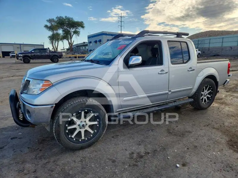 2010 Nissan FRONTIER photo