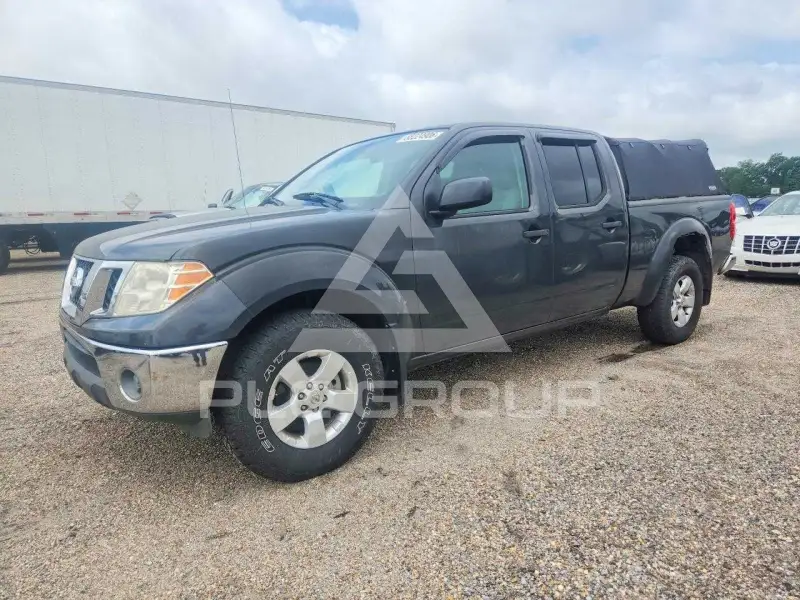 2010 Nissan FRONTIER photo