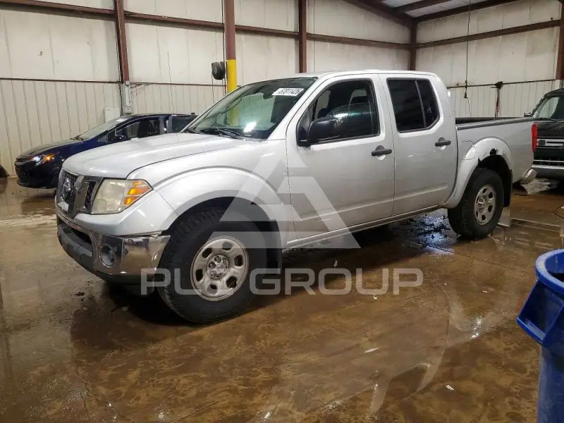 2010 Nissan FRONTIER фото