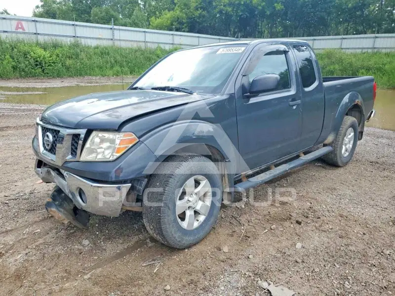 2010 Nissan FRONTIER фото
