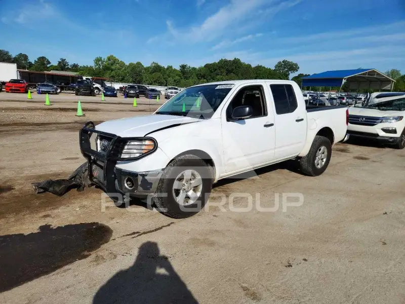 2010 Nissan FRONTIER photo