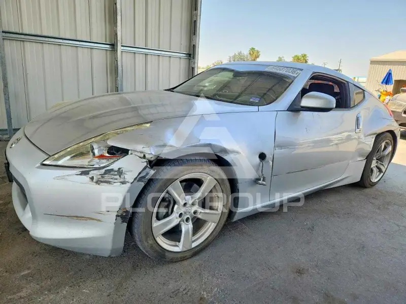 2010 Nissan 370Z фото