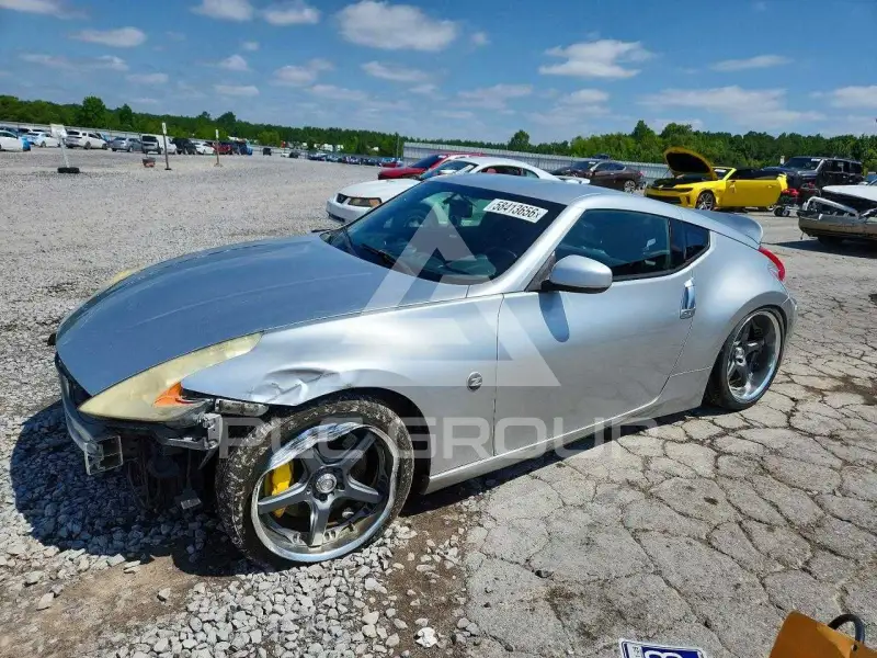 2010 Nissan 370Z фото