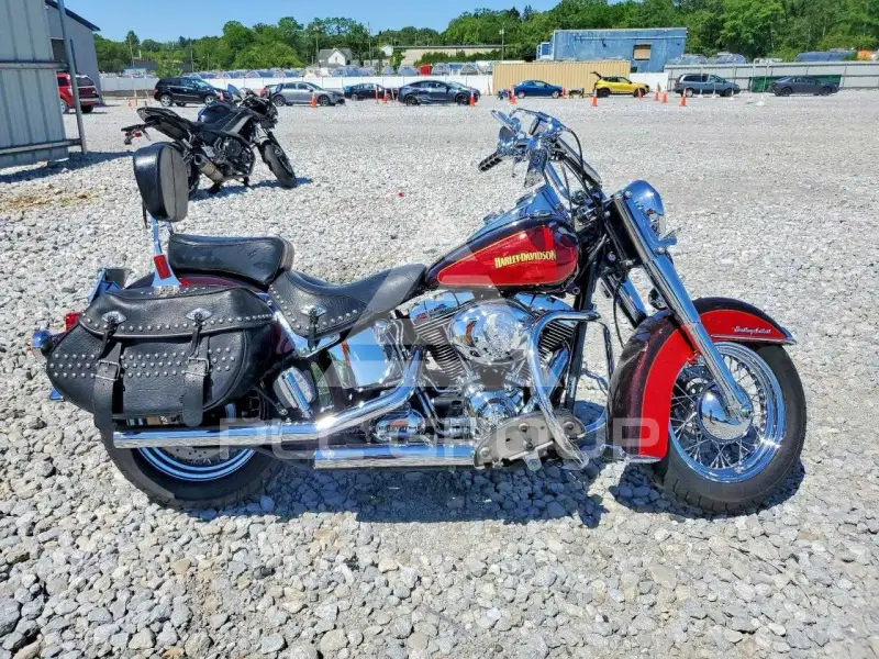2010 Harley-Davidson FL photo