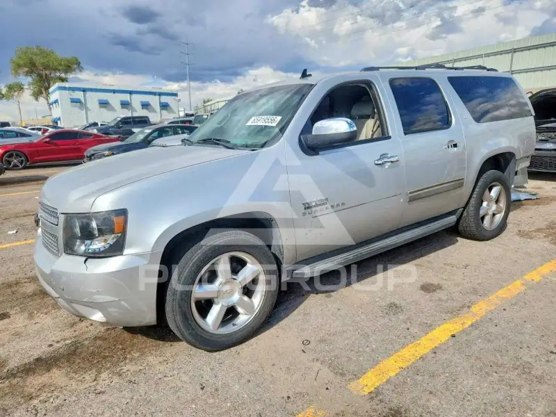 2010 Chevrolet Suburan фото